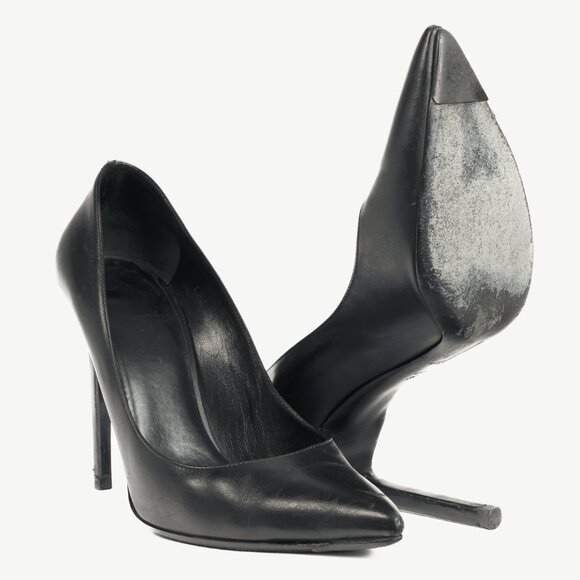 Saint Laurent Black Leather Pointed-Toe Pumps - Picture 4 of 9